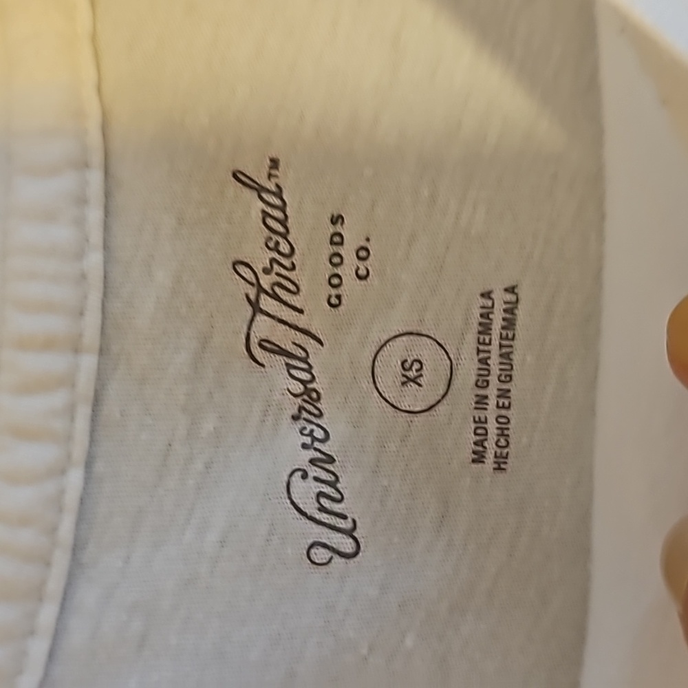 Universal Thread Tee - Picture 3 of 5